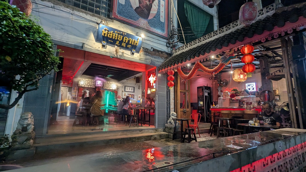 安く飲めるバー。Chiang Mai Craft Beer