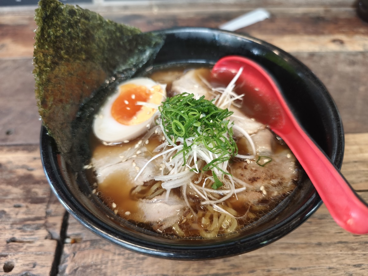 近所にラーメン屋さんがあった。SHOSAN RAMENโชวซัน ราเมน เชียงใหม่