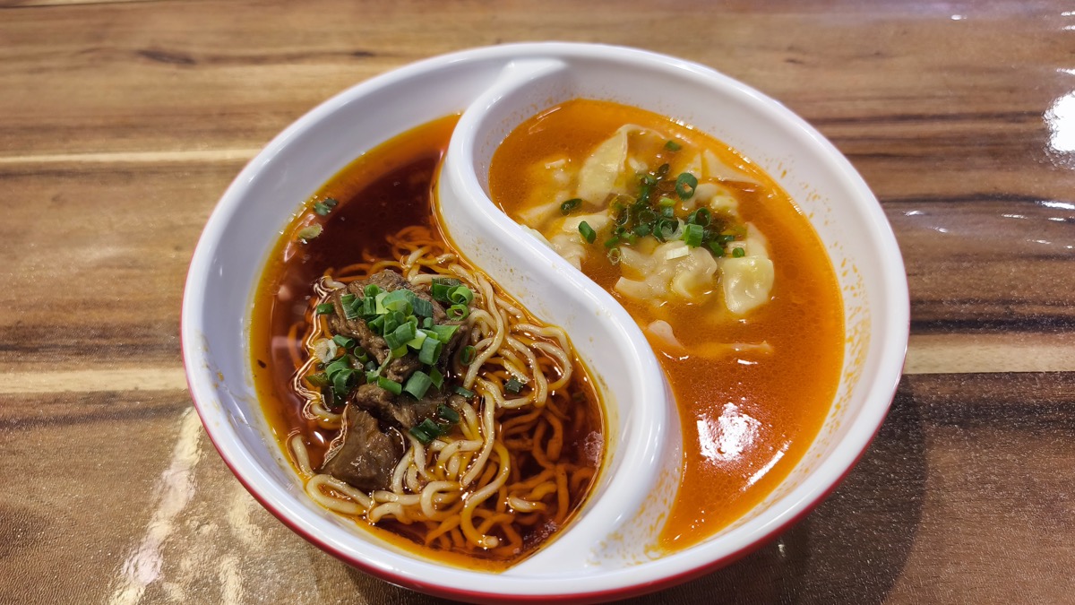 おすすめしない中華料理店。The Small Town Story